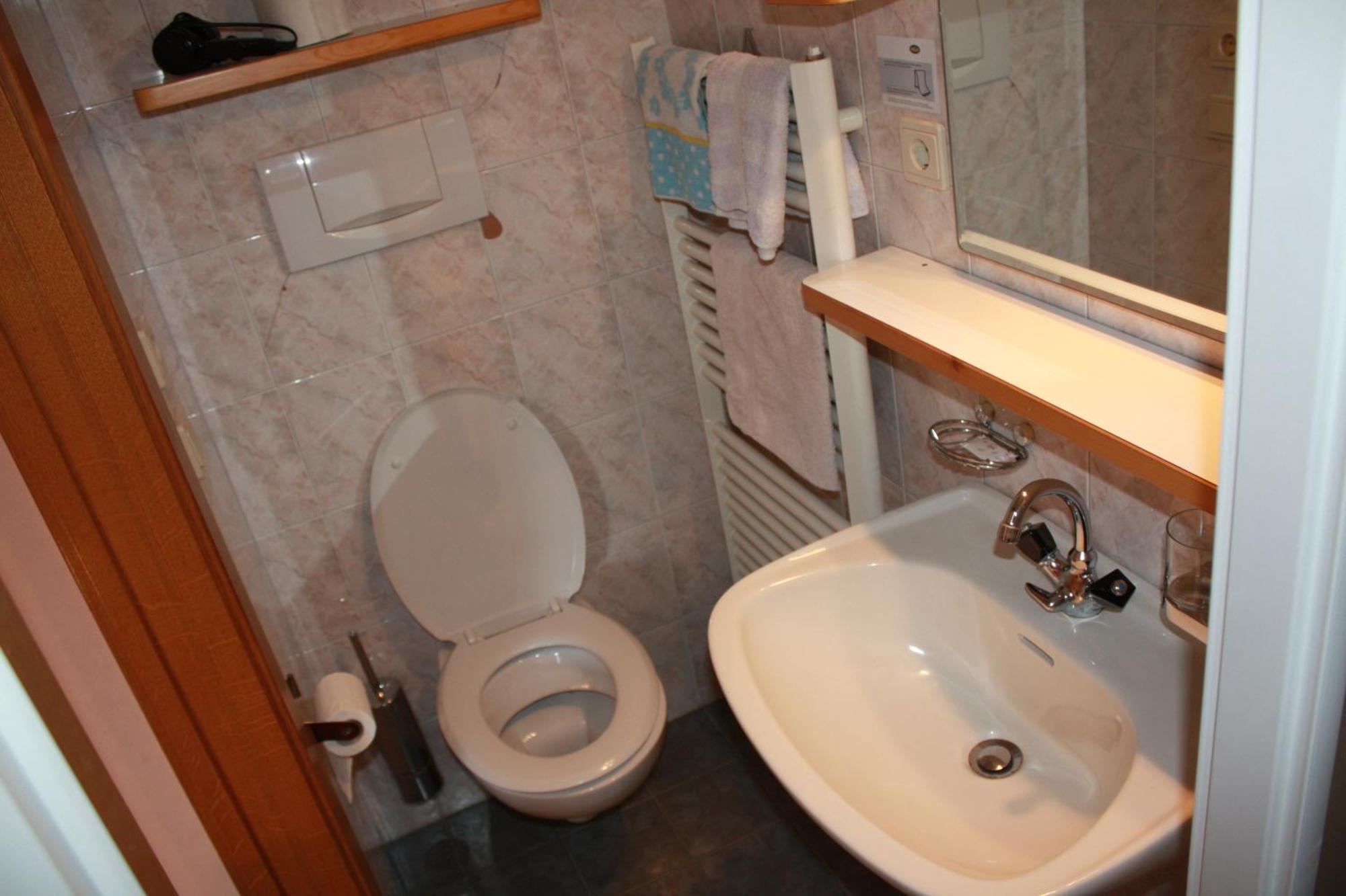 Gasthof Hotel Woehrmaurer Velturno Habitación foto