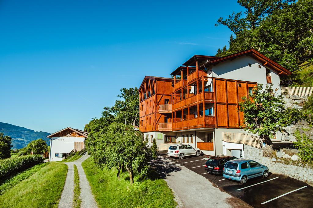 Gasthof Hotel Woehrmaurer Velturno Exterior foto